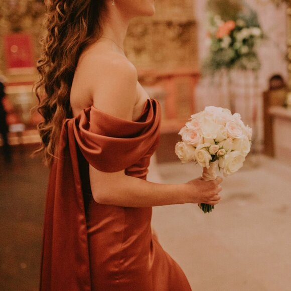 Formal dress - Picture 2 of 4